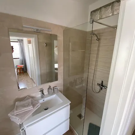 Tiki Audrey דירה *